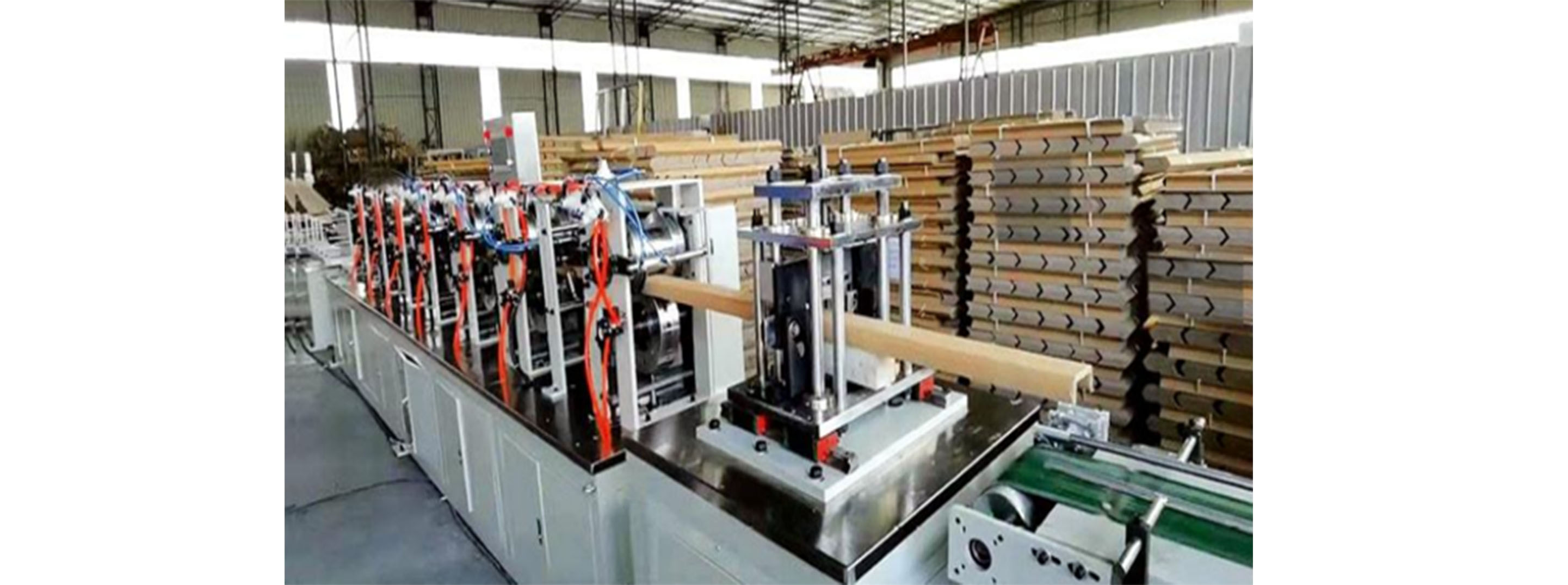 TH-U 型数控纸护角机